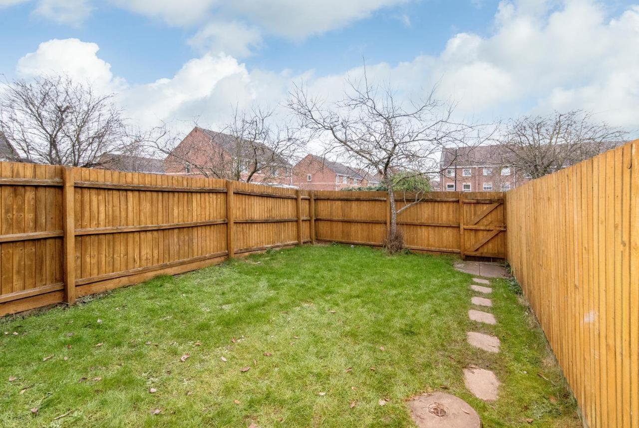 Coventry- Perchfoot 3 Bedroom Contractor And Pet-Friendly Spacious House By Sublime Stays Bagian luar foto